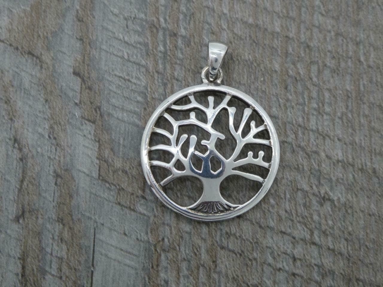 Tree Necklace Warren James 2024 www.upgrademag