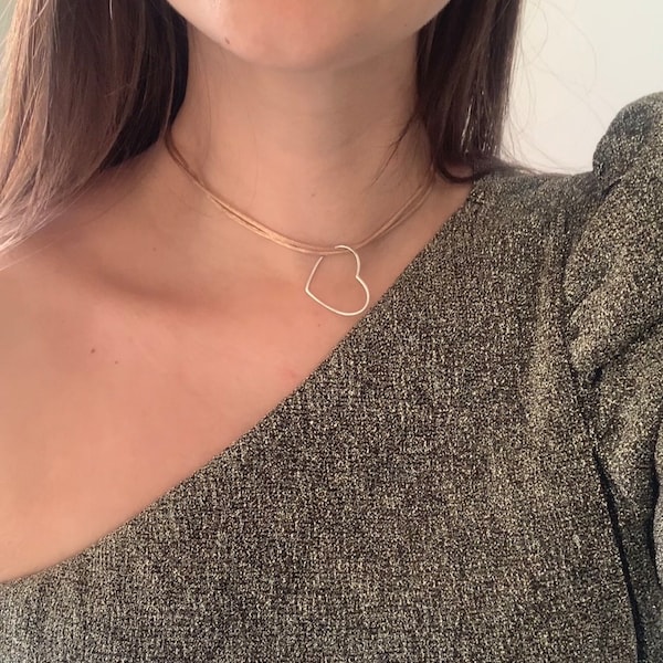 Collier CELINE, Coeur en acier inoxydable sur cordon