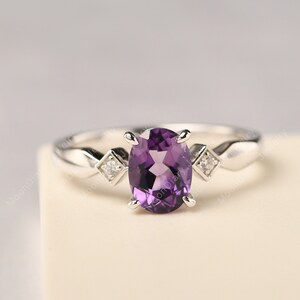 Oval cut wedding ring natural amethyst February birthstone ring solid sterling silver purple gemstone