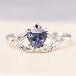 Heart shaped alexandrite Irish claddagh ring sterling silver June birthstone claddagh ring