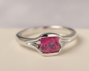 Anello nuziale unico con rubino e pietra portafortuna di luglio, in argento sterling con taglio a cuscino, elegante anello quotidiano
