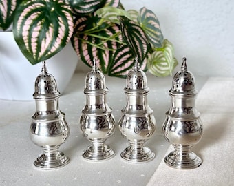 ALESSI Mr. Mrs. Chin Salt & Pepper Shakers | Yellow and Green Set