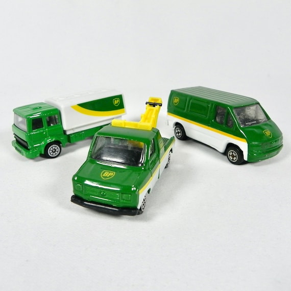 Hot Wheels 1994 Auto city BP Petrol Trucks Corgi Die Cast Fuel Truck Van Tow Truck Etsy