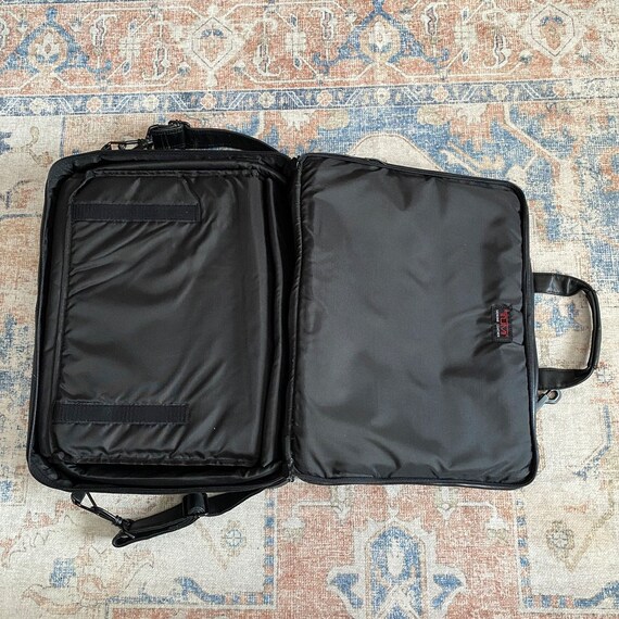 TUMI Expandable Laptop Briefcase Soft Black Leather… Gem