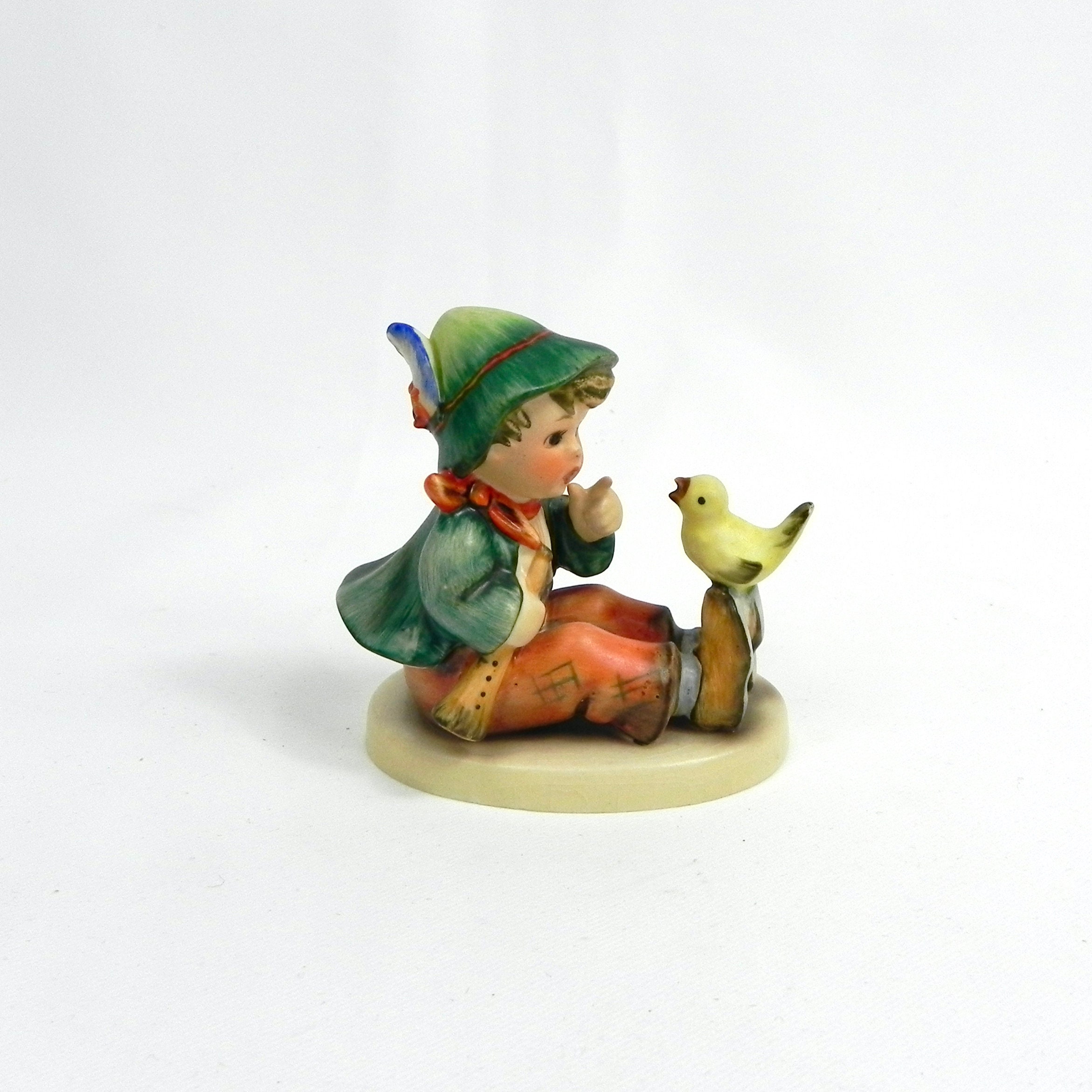 Hummel Singing Lesson Boy #63 | TMK-3 Stylized Bee 1960-1963
