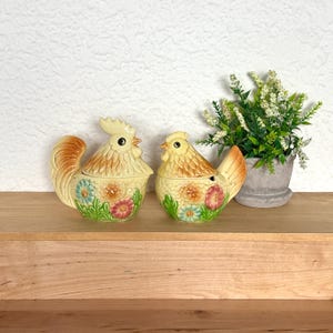 Hen & Rooster Salt Pepper Shakers | Barnyard Chicken Sugar Bowls | Rustic Farmhouse Country Decor