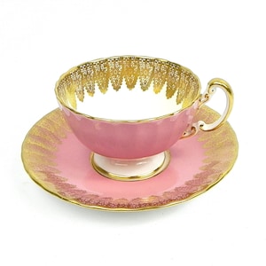 Aynsley Pink Gold Filigree 27-2769 Tea Cup & Saucer RARE | Hand Painted English Bone China | Scallop Edge