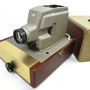 Vintage Sears Tower 300 Slide Projector | Anastigmat Lens, Working