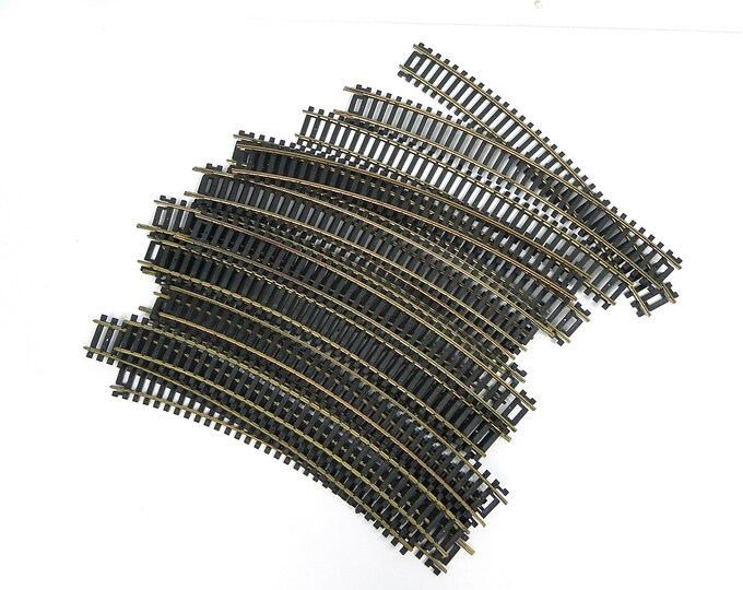 Model HO Train Tracks Curved and Straight Train Tracks EZ Track System