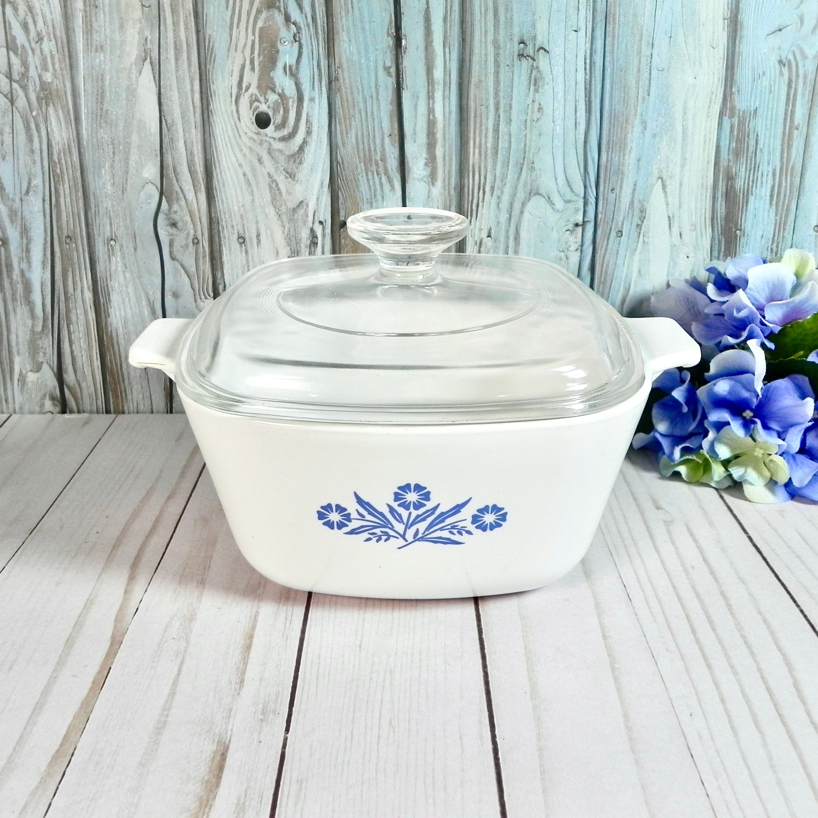 Cornflower Blue 7 Cup Casserole | Corning Ware Cookware 1960-61