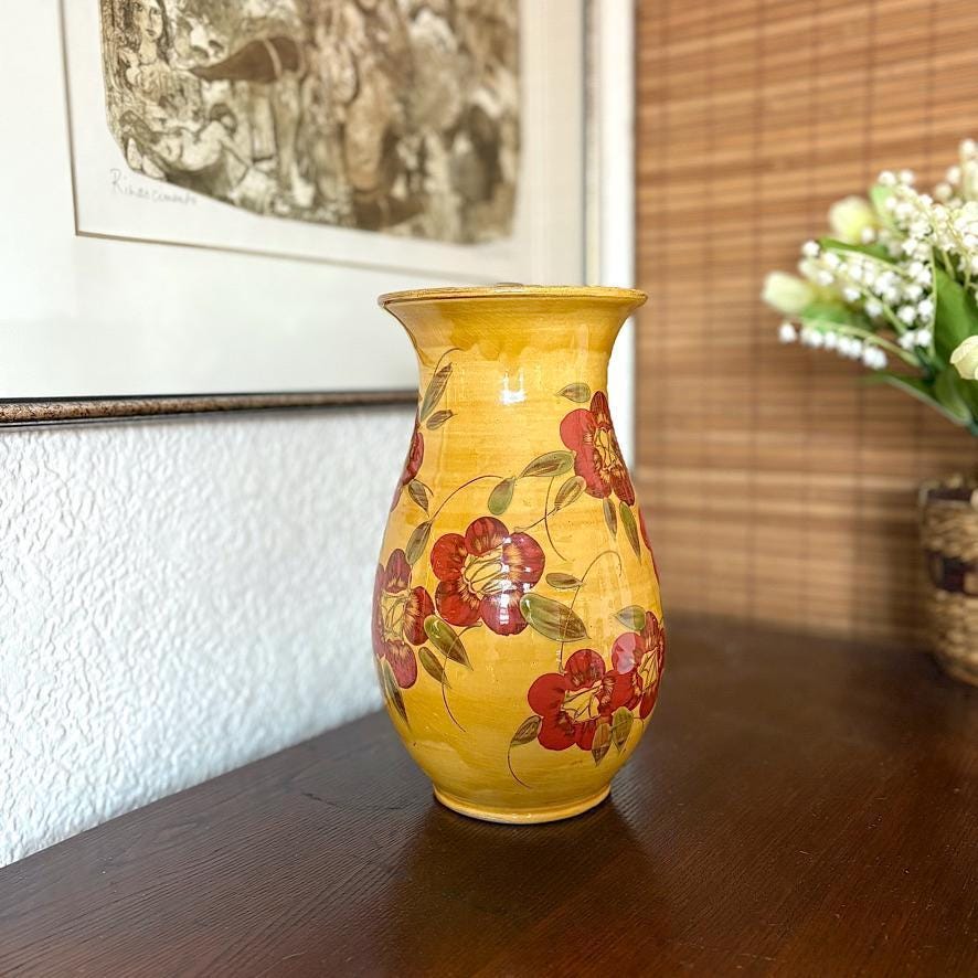 T Comme Terre Vase | France Provence Ceramics | Hand Painted