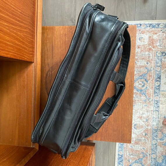 TUMI Expandable Laptop Briefcase Soft Black Leather… Gem