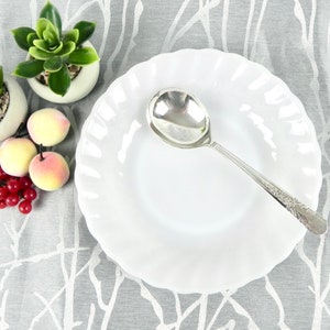 Shell Milk White Bowl (Scalloped Edge) by Anchor Hocking | FireKing Swirl Milk Glass Replacement Cereal Soup Bowl | Made in USA