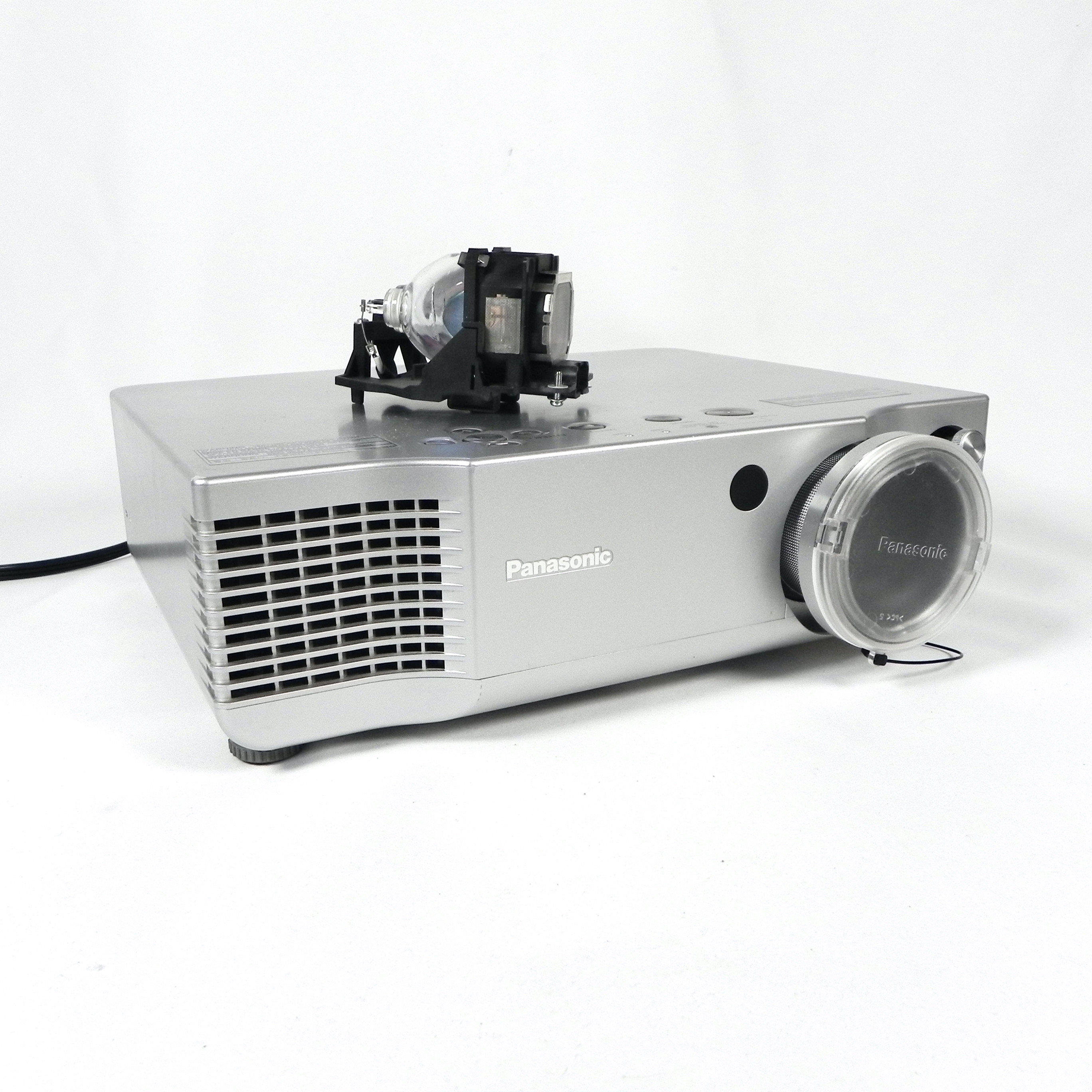 Panasonic PT-AE900 Home Theatre Projector Extra Bulb TESTED