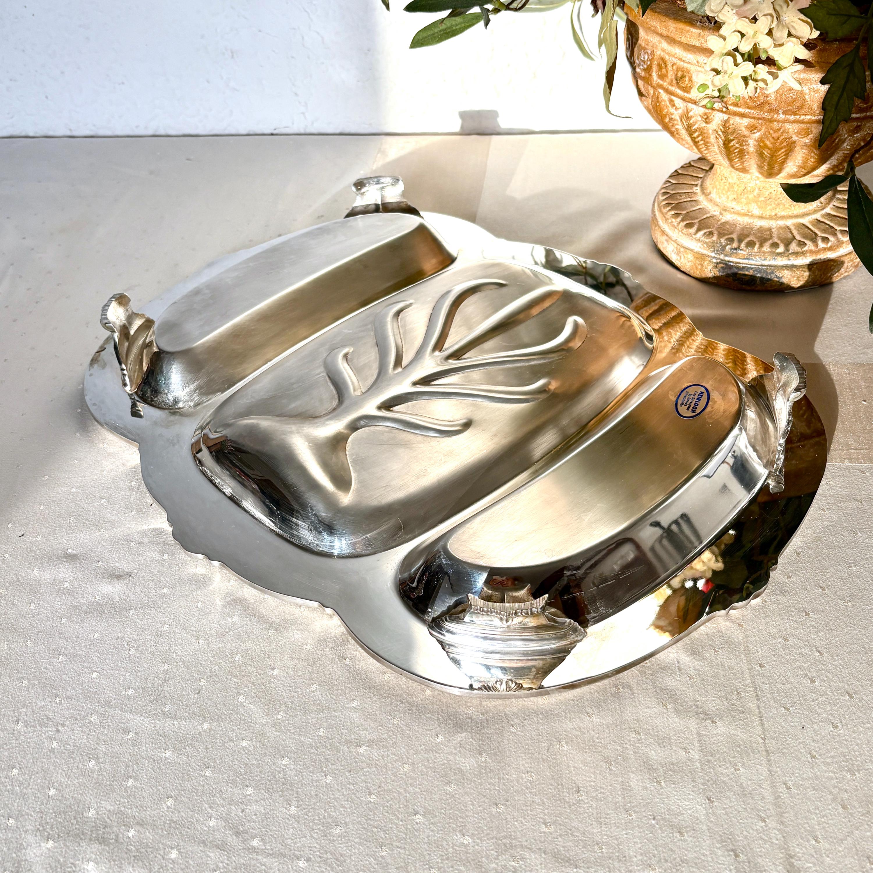 Oneida Heirloom Melon Silver Plate Footed Meat Carving Platter