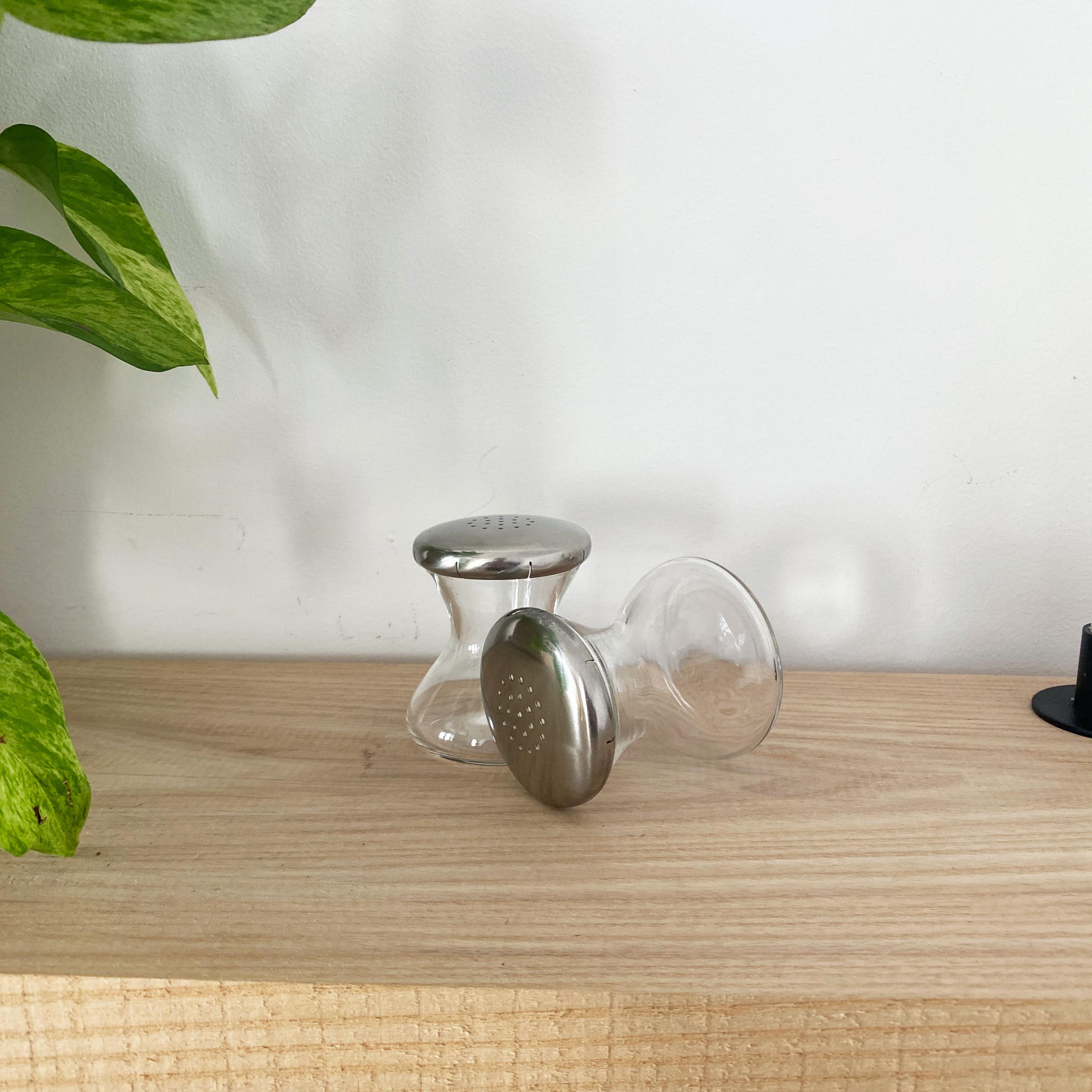 独50年代 W. Wagenfeld for WMF No. 465.02 希少 Vintage Salt and Pepper Twins Shakers by Wilhelm Wagenfeld WMF