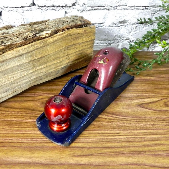 Vintage Stanley Hand Planer 110 | Blue & Red 70s Tools | Wood