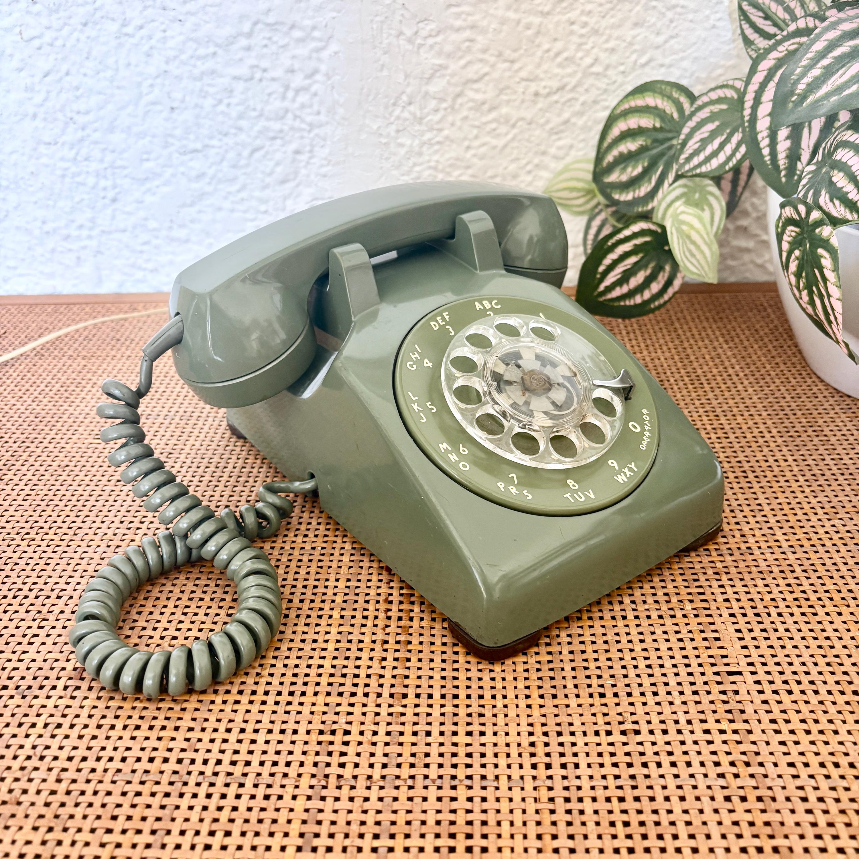 Dali telephone - Etsy 日本
