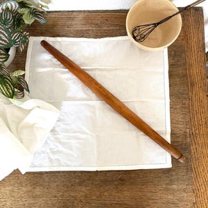 Vintage French-Style Tapered Wooden Rolling Pin | Solid Wood Antique Pastry Dough Pasta Roller | Rustic Farmhouse Kitchen