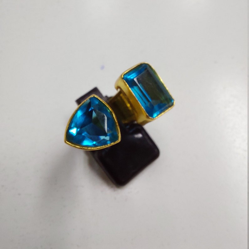 Anello in pietra di luna in oro. Anello importante in stile boho. Anello in citrino, ossidiana, rutilo dorato, apatite, lapislazzuli, ametista, quarzo rosa. Corniola, opale. immagine 3