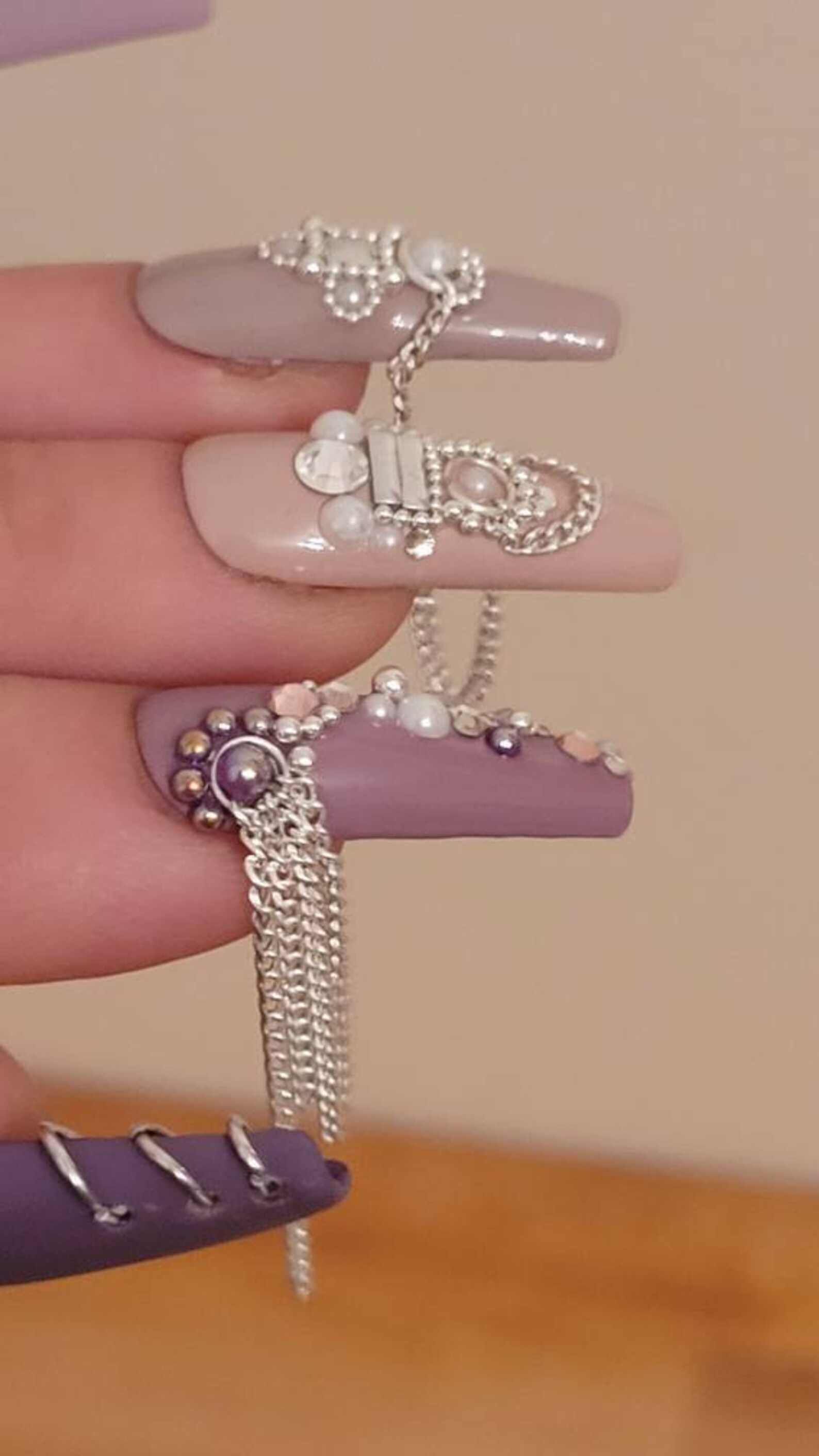 You have Chain Nail Beautiful chain nails in a mixed Etsy