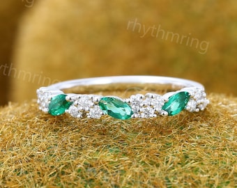 Vintage smaragd trouwring witgouden trouwring unieke marquise geslepen diamant halve eeuwigheid trouwring bruids bijpassende stapelbare band