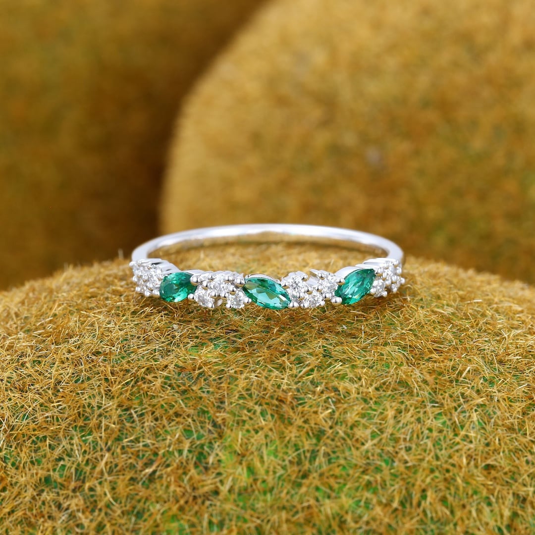 Vintage Emerald Wedding Band White Gold Wedding Band Unique Marquise — free download
