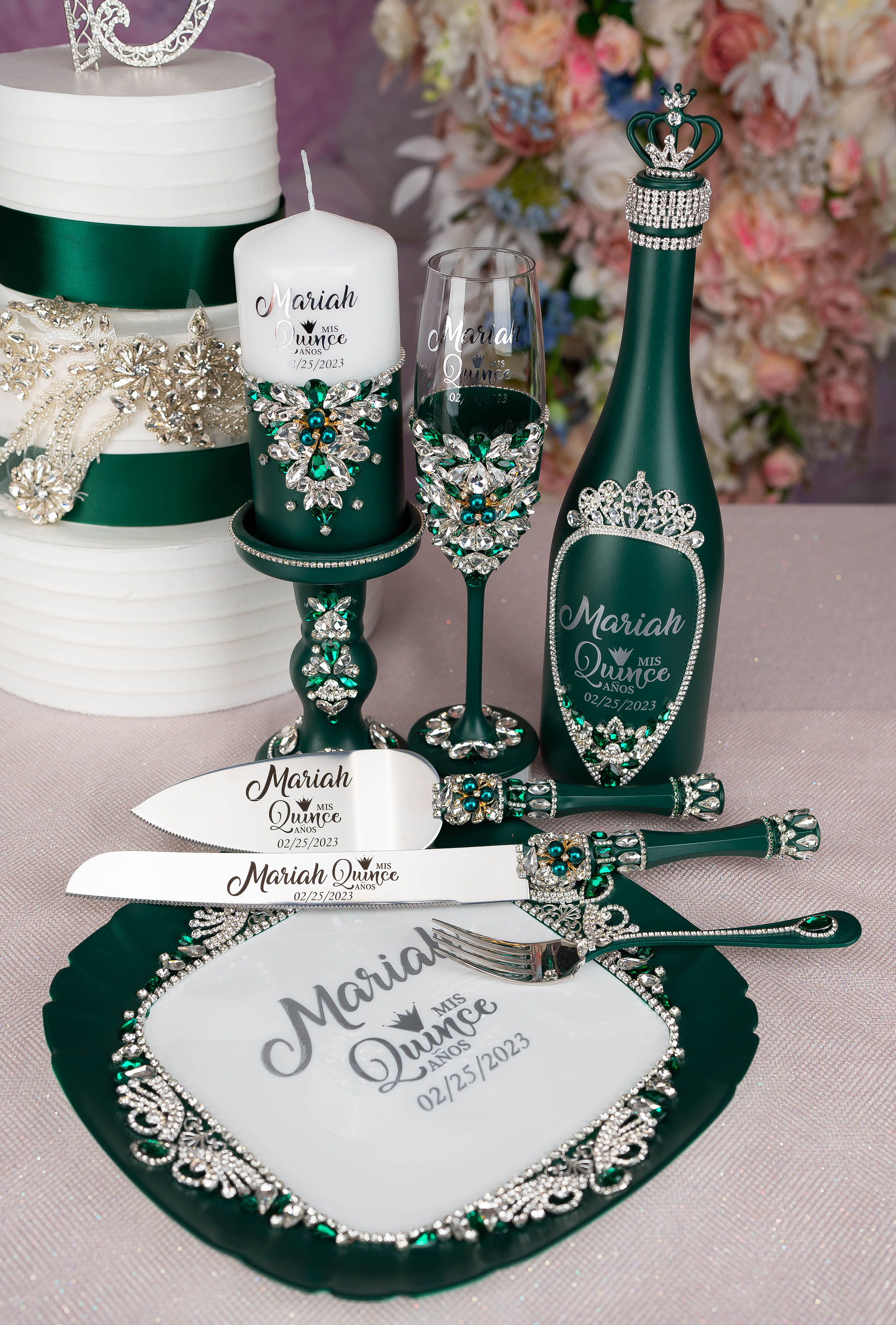 Green quinceanera glasses, emerald silver quinceanera set, green quinceanera knife, mis anos green decor
