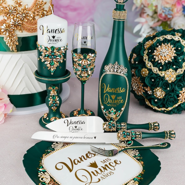 green quinceanera decorations, emerald green quince anos,  green gold quinceanera glasses,