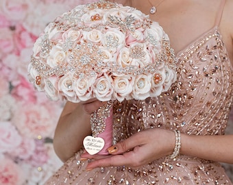 rose gold quinceanera bouquet, rose gold quinceanera ramo, pink quinceanera brooch bouquet, bouquet de quince, brindis quinceañera