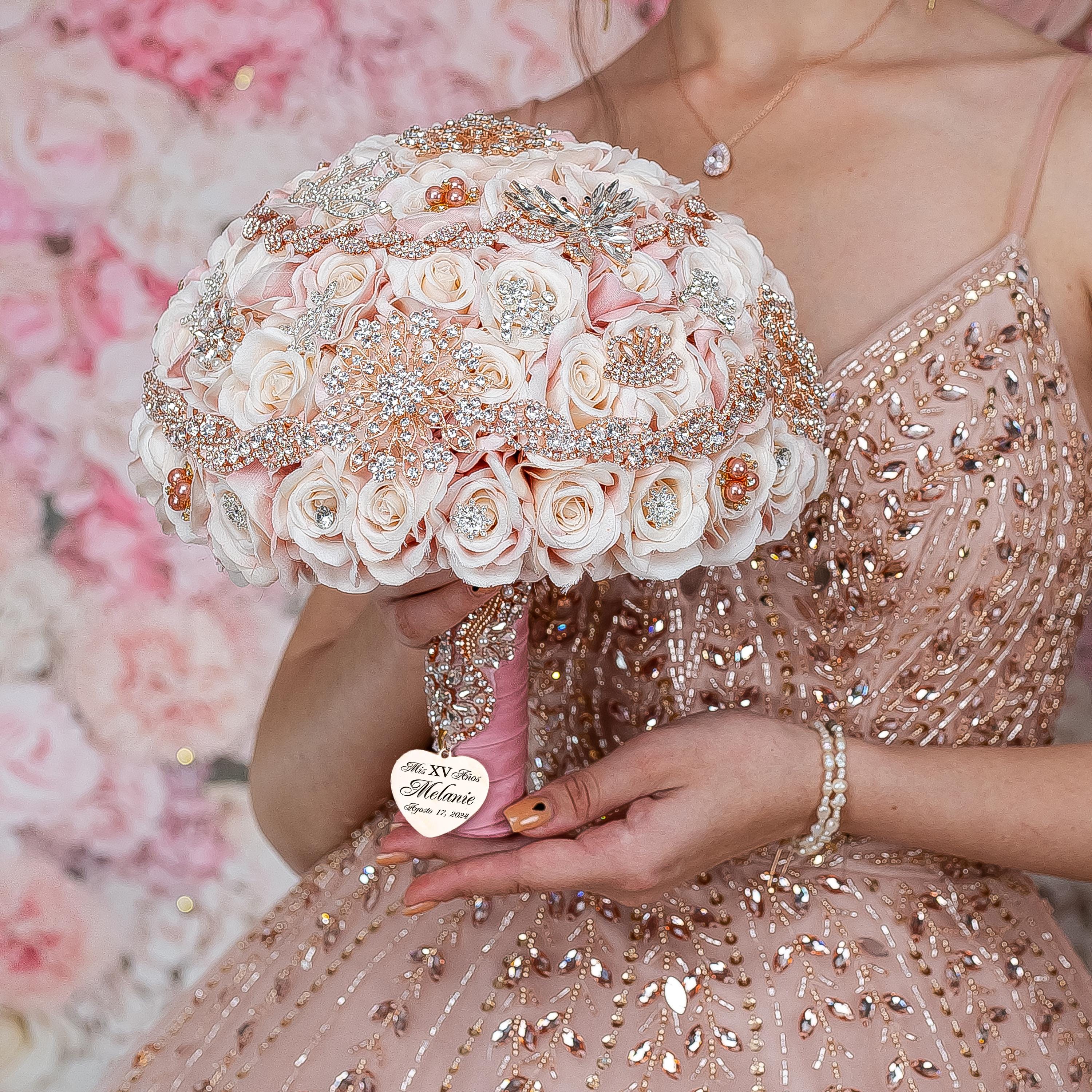 rose gold quinceanera bouquet, rose gold quinceanera ramo, pink quinceanera brooch bouquet, bouquet de quince, brindis quinceañera