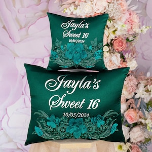 Green quinceanera pillows set, emerald green  quinceanera pillows, green silver quince almohada, personalized pillow, green tiara pillow