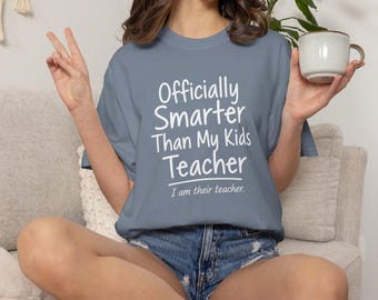 Homeschool Mom Shirt - offiziell klüger als meine Kinder Christian Mom Comfort Farben T-Shirt Geschenk für Sie