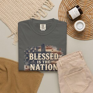 Gesegnet ist die Nation Shirt - Christliche Mutter Shirt Vaterländische Schule Komfort Farben T-Shirt Geschenk Bild 6