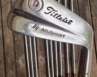 Vintage, full set of Titleist Acushnet golf clubs