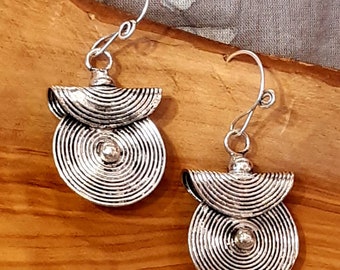 Boucles d'oreille petite fée - Maison Moama - livraison offerte - bijou ancien - spirale éternelle