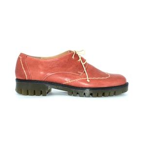 Richelieus femme,Chaussures de selle femme,Chaussures en cuir rouges,Docs richelieus plateforme,Chaussures à lacets,Chaussures faites main,Chaussures sur mesure