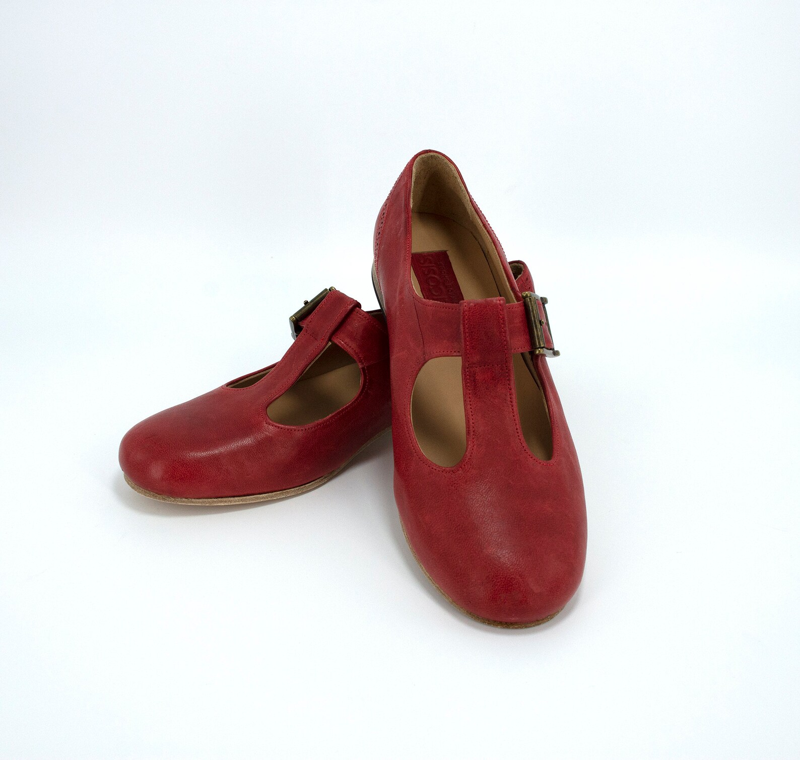 t bar ballerina flats
