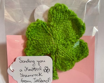 Envoi d'un trèfle tricoté d'Irlande, cadeau trèfle, cadeau irlandais, cadeau pour les Irlandais de l'étranger, cadeau tricot, cadeau d'Irlande, Saint-Patrick