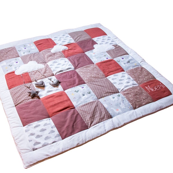 Individuelle Krabbeldecke Patchwork Rosa/Lila