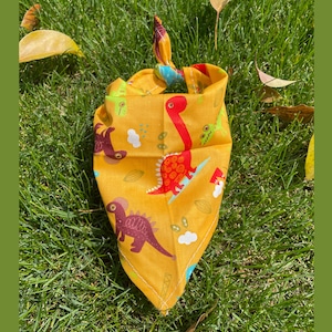 Dog Bandana Yellow Cat Bandana Triangle Dog Scarf Cartoon Pattern Pet Bib Cat Handkerchief Over the Collar Slide on Neck
