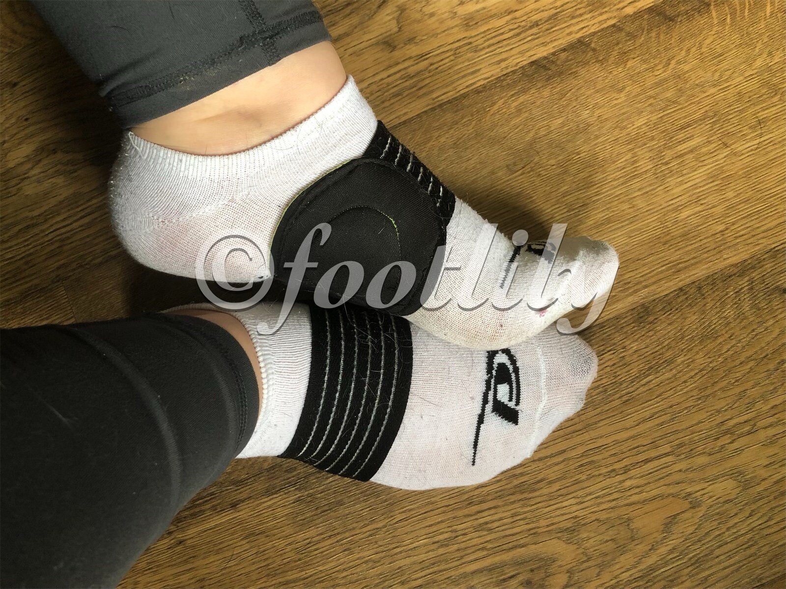 Used White Ankle Socks Arch Support Compression Bands Etsy