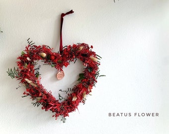 Crown, red heart-shaped wreath with dried and preserved flowers, Valentine's Day, dried flowers, preserved flowers, composition