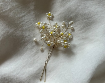 Pearl Daisy Wedding Hair Pin: Bridal Flower Girl Accessory