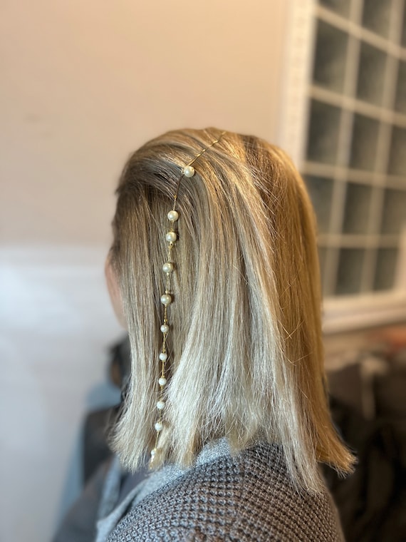 Elegant Pearl Hair Chain – Gold Wedding Hair Jewelry, Bridal  display picture 3