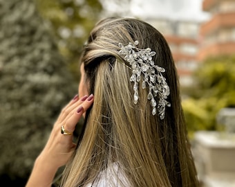 Crystal Bridal Comb Swarovski Rhinestone Wedding Comb Bridal Silver Hair Comb Wedding hairpiece Wedding Hair Comb