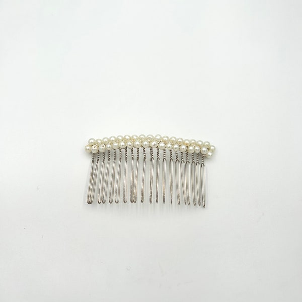 Minimalist Pearl Hair Comb - High-Quality Faux Pearl Accessories,Simple Elegance for Bridal Hair,Gold & Silver Tones, Free Shipping Included