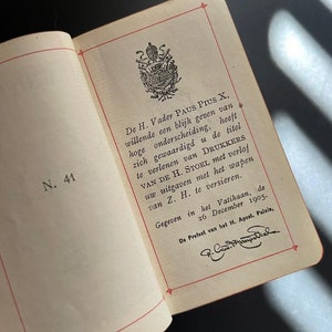 Antique MAGNIFICAT Book 1952 Traditional Vatican small Embossed leather