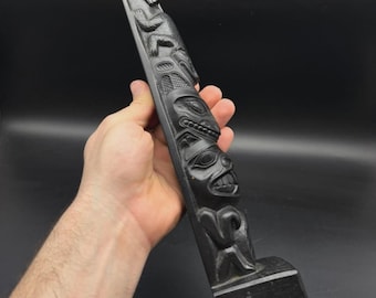 Vintage Totem Pole Style Sculpture Black Resin Decor 32cm