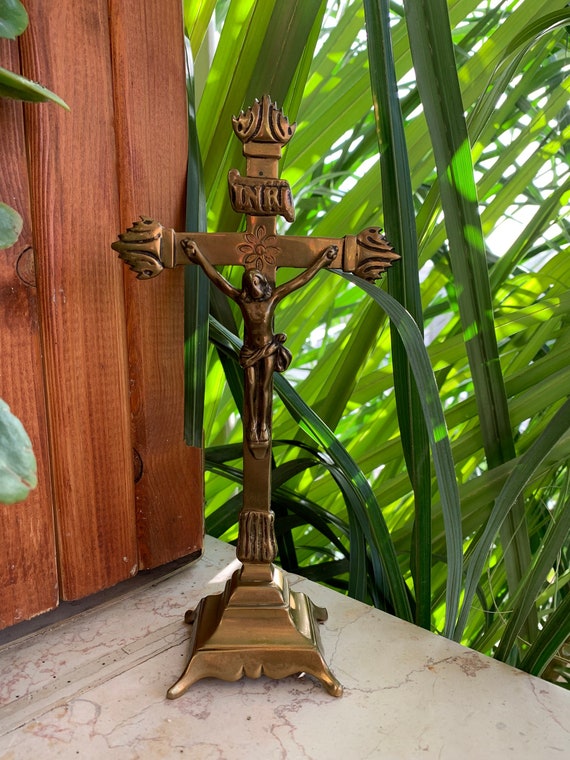真鍮ヴィンテージ・キリストの十字架INRI